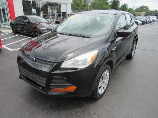 2016 Ford Escape S