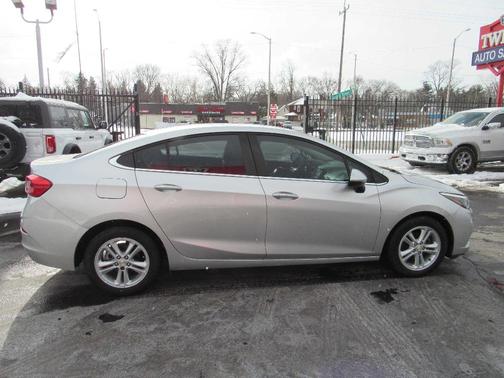 2018 Chevrolet Cruze LT