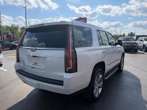 White 2019 Cadillac Escalade Luxury