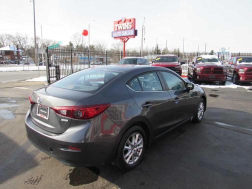 2016 Mazda Mazda3 i Sport