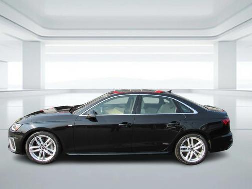 2022 Audi A4 45 S line quattro Premium