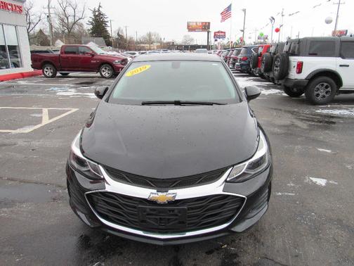 2019 Chevrolet Cruze LT