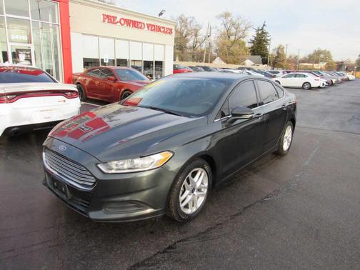 2015 Ford Fusion SE