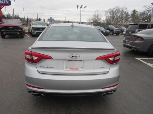 Symphony Silver 2015 Hyundai SONATA Sport