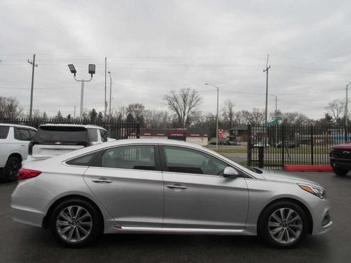 Symphony Silver 2015 Hyundai SONATA Sport
