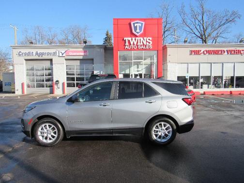 2023 Chevrolet Equinox LS
