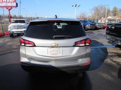 2023 Chevrolet Equinox LS