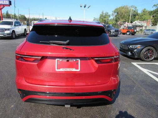 2024 Jaguar F-PACE P250 R-Dynamic S