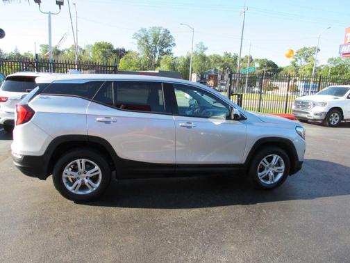 2020 GMC Terrain SLE