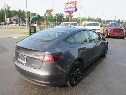 2022 Tesla Model 3 Performance