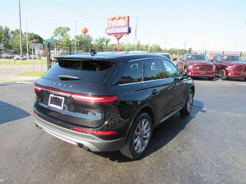 2022 Lincoln Corsair Standard