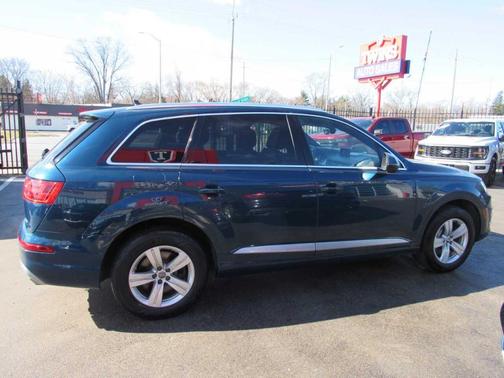 2018 Audi Q7 2.0T Premium Plus