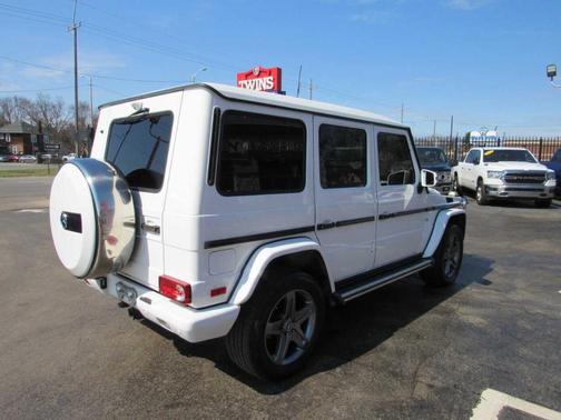 White 2016 Mercedes-Benz G-Class G 550