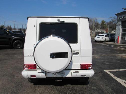 White 2016 Mercedes-Benz G-Class G 550
