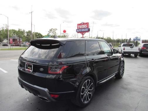 2022 Land Rover Range Rover Sport HSE Silver Edition