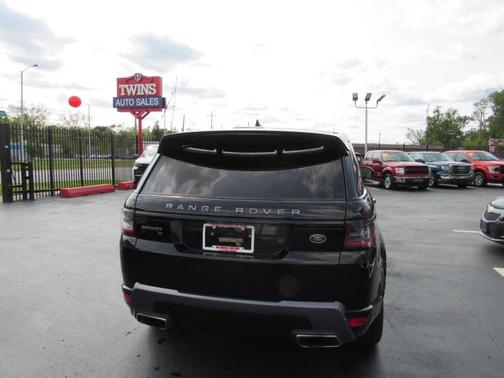 2022 Land Rover Range Rover Sport HSE Silver Edition