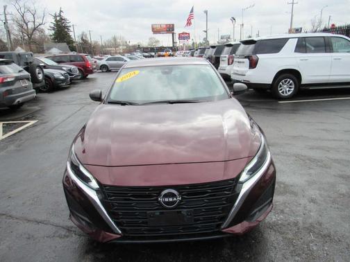 2024 Nissan Altima 2.5 SV