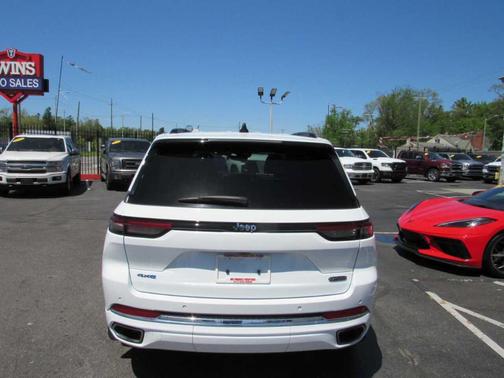 2023 Jeep Grand Cherokee 4xe Overland
