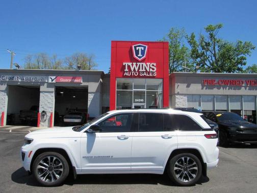 2023 Jeep Grand Cherokee 4xe Overland