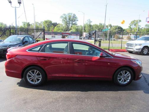 2015 Hyundai SONATA SE