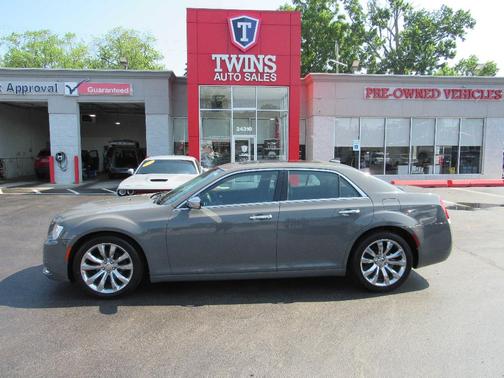 2019 Chrysler 300 Limited