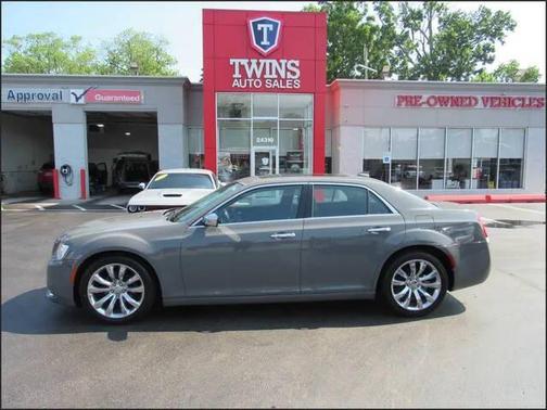 2019 Chrysler 300 Limited