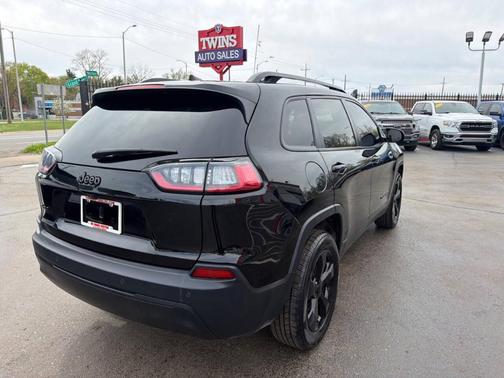 Black 2020 Jeep Cherokee Latitude Plus