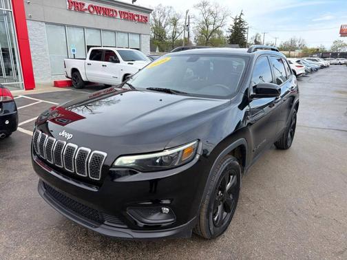 Black 2020 Jeep Cherokee Latitude Plus