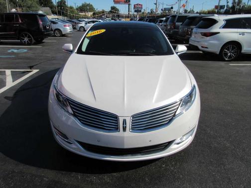 2016 Lincoln MKZ Base