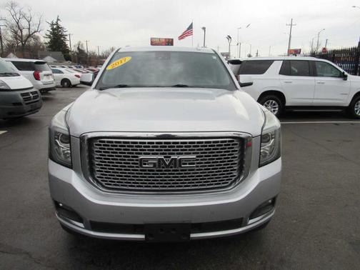 Silver 2017 GMC Yukon Denali