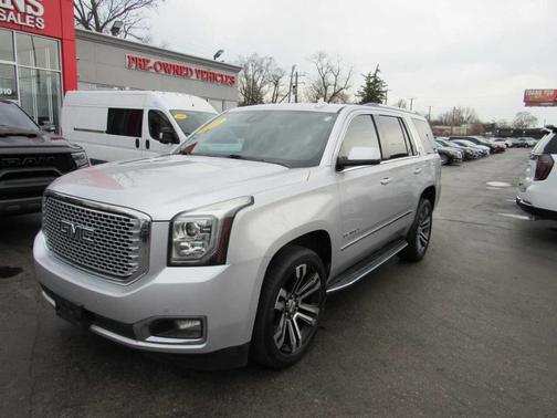 Silver 2017 GMC Yukon Denali