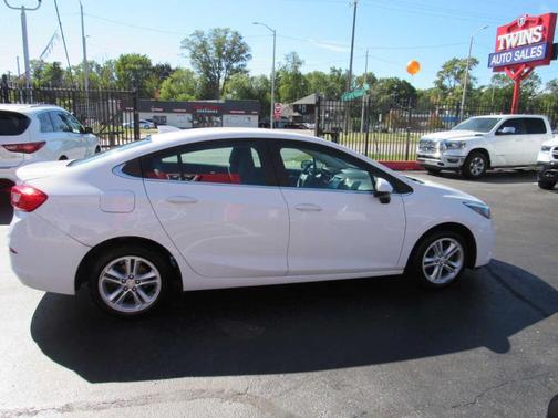 2018 Chevrolet Cruze LT