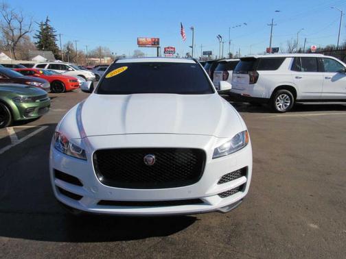 2020 Jaguar F-PACE 25t Prestige