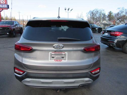2019 Hyundai SANTA FE 2.4 SE