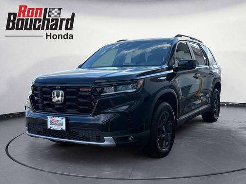 2023 Honda Pilot AWD TrailSport