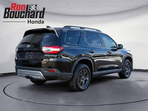2023 Honda Pilot AWD TrailSport
