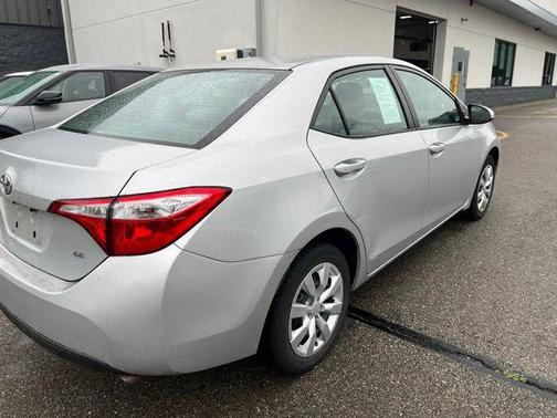 Classic Silver Metallic 2016 Toyota Corolla LE
