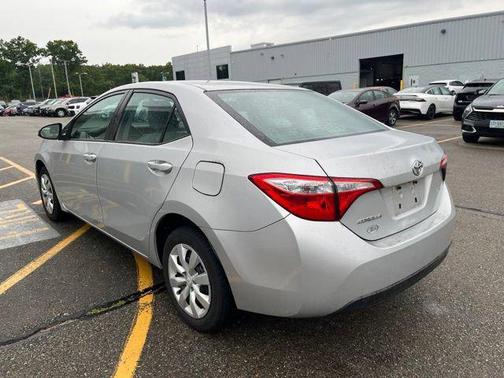 Classic Silver Metallic 2016 Toyota Corolla LE