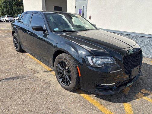 2022 Chrysler 300 Touring