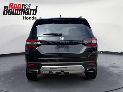 2023 Honda Pilot Touring 8-Passenger