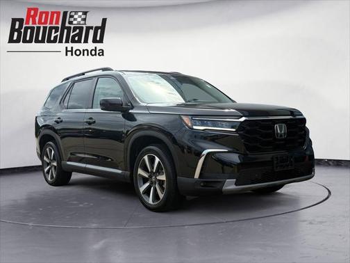 2023 Honda Pilot Touring 8-Passenger