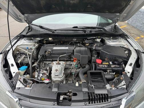 Modern Steel Metallic 2013 Honda Accord LX