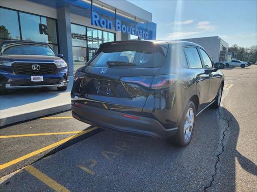 2025 Honda HR-V LX