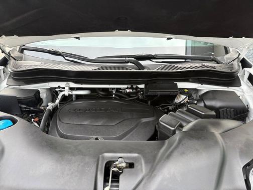 2022 Honda Pilot AWD Sport