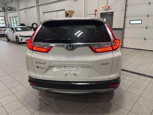 White Diamond Pearl 2017 Honda CR-V EX-L