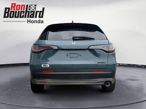 Nordic Forest Pearl 2024 Honda HR-V AWD Sport