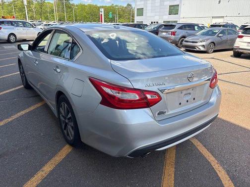 2017 Nissan Altima 2.5 SV