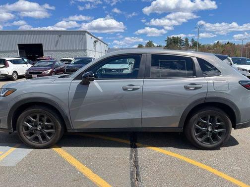 Urban Gray Pearl 2025 Honda HR-V AWD Sport
