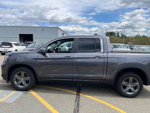 Gray 2023 Honda Ridgeline RTL