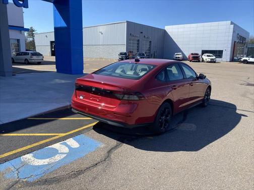 2025 Honda Accord Sport SE 1.5T